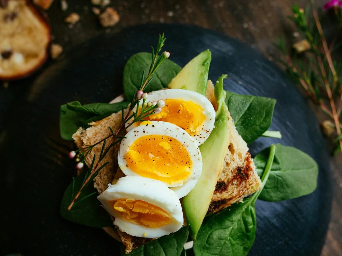 Wrap con verduras y proteína vegetal